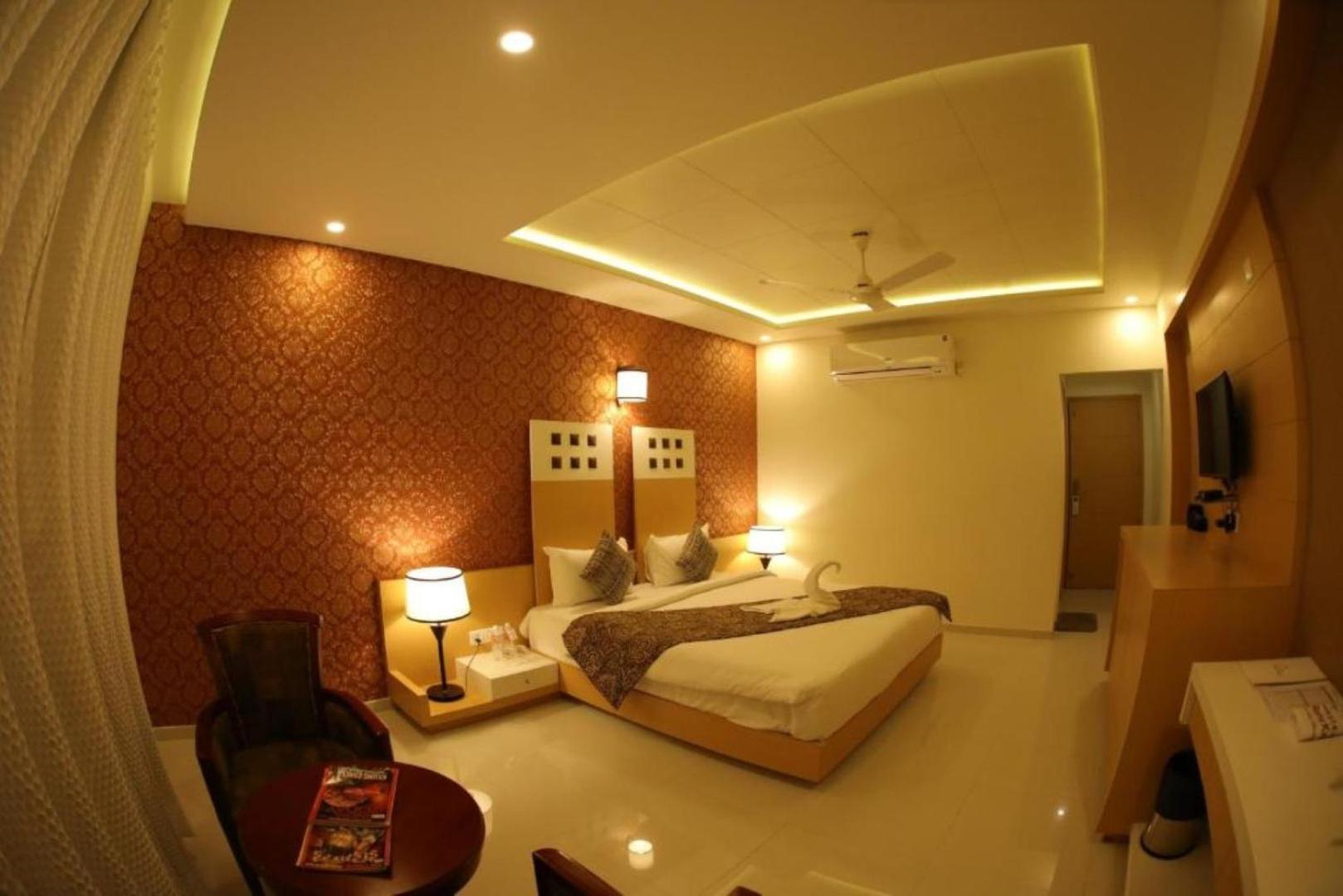 Dwārka Hotel Roma Kristo מראה חיצוני תמונה