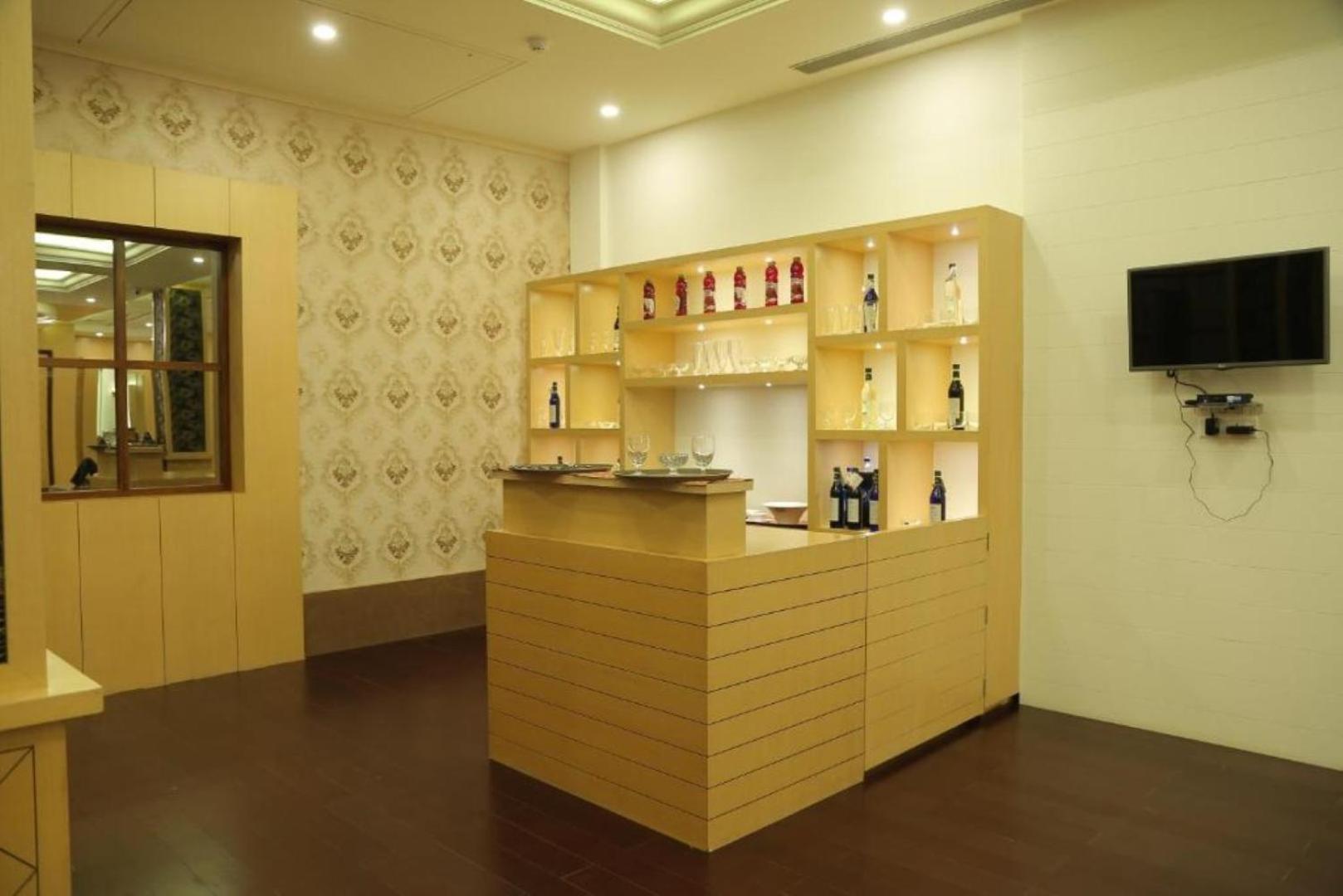 Dwārka Hotel Roma Kristo מראה חיצוני תמונה
