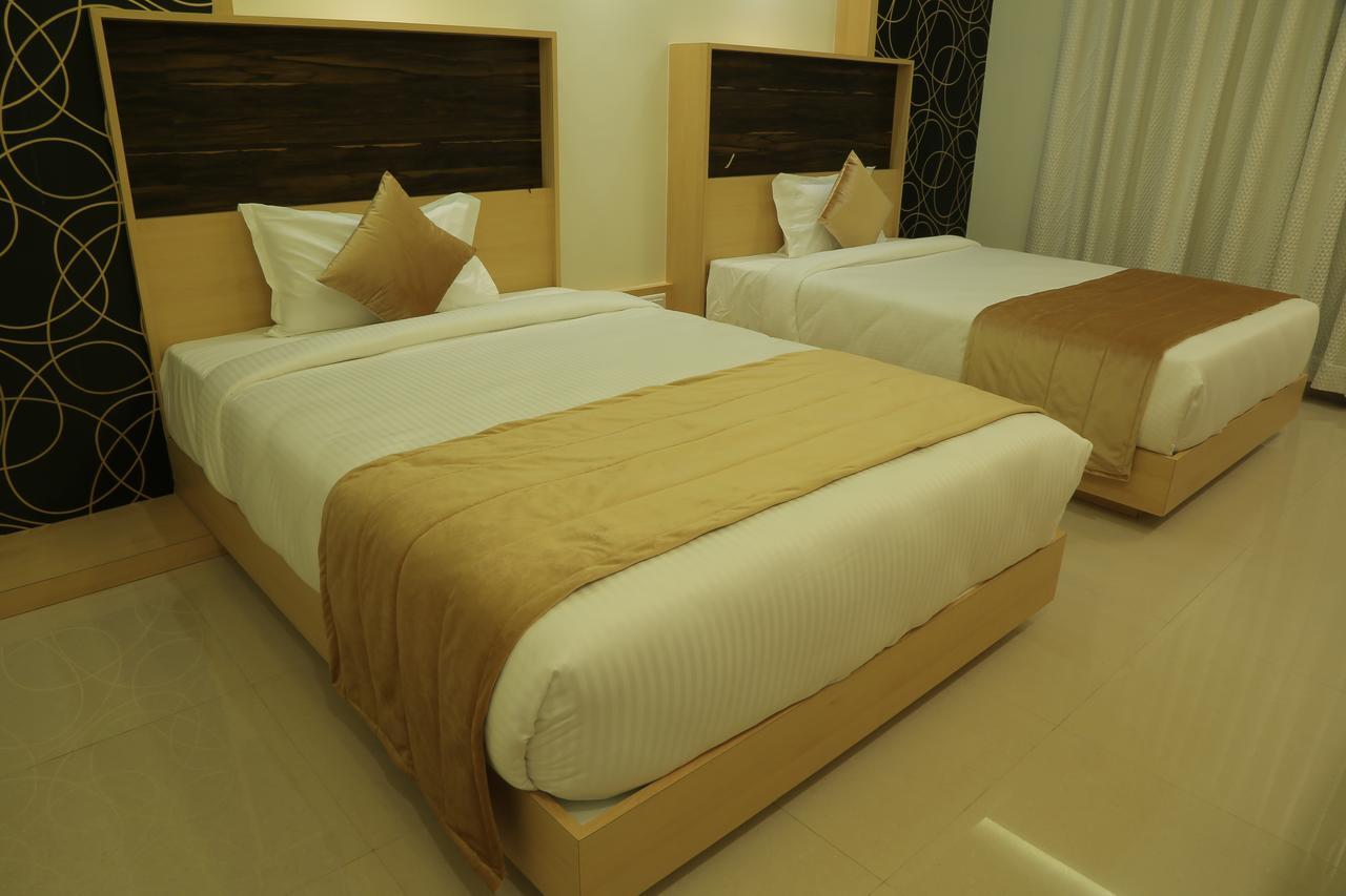 Dwārka Hotel Roma Kristo מראה חיצוני תמונה