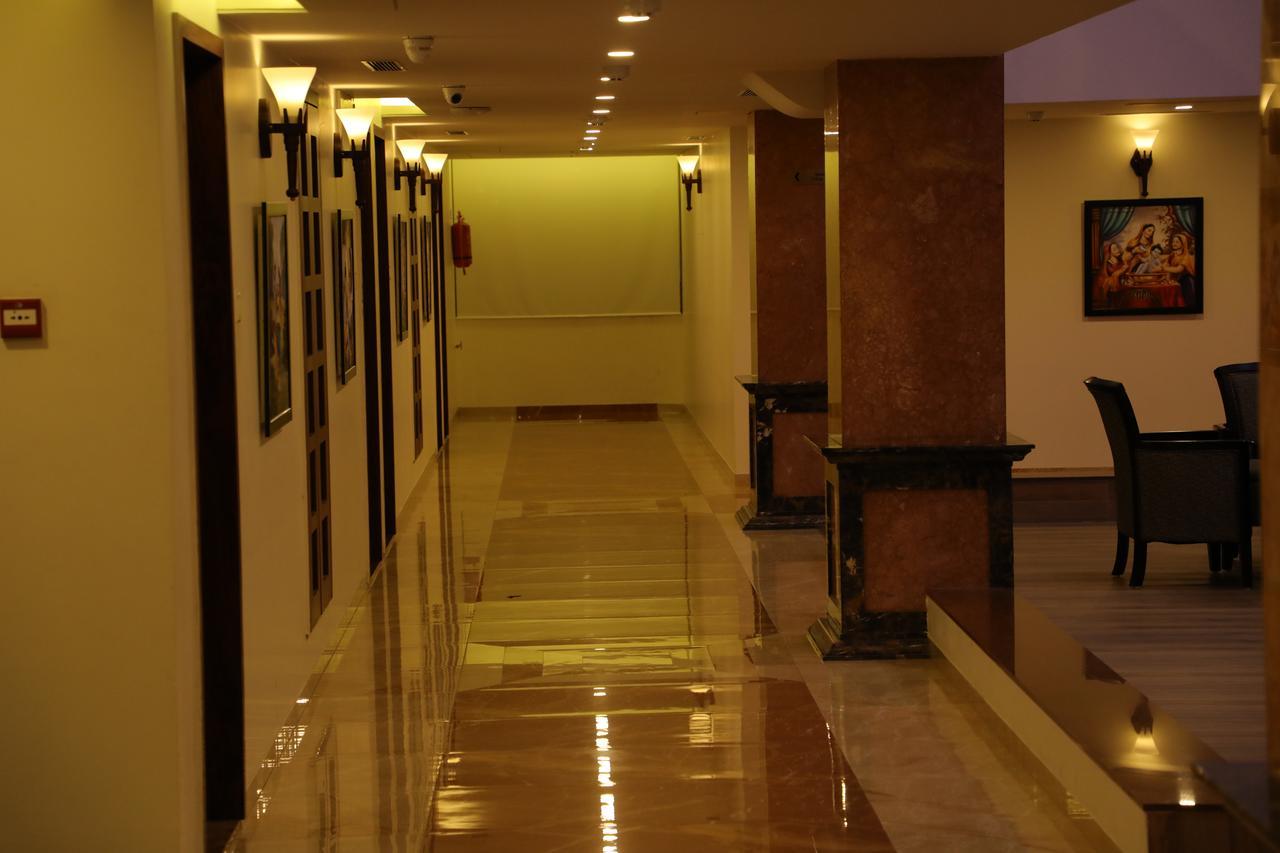Dwārka Hotel Roma Kristo מראה חיצוני תמונה